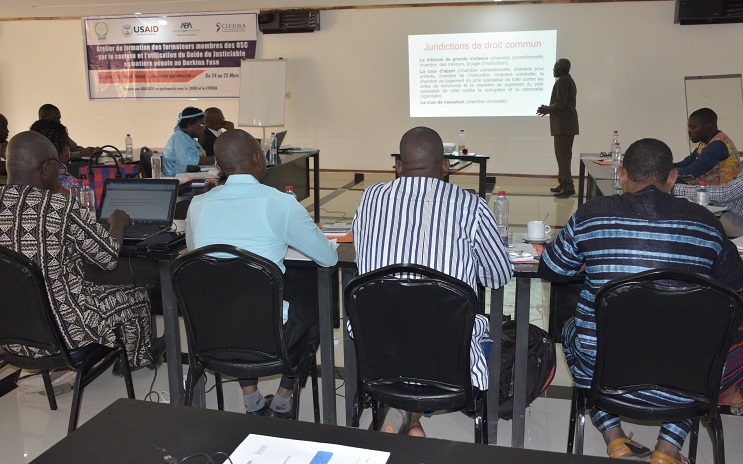 Les OSCs membres de la CNDH s’approprient le Guide du justiciable en matière pénale au Burkina Faso
