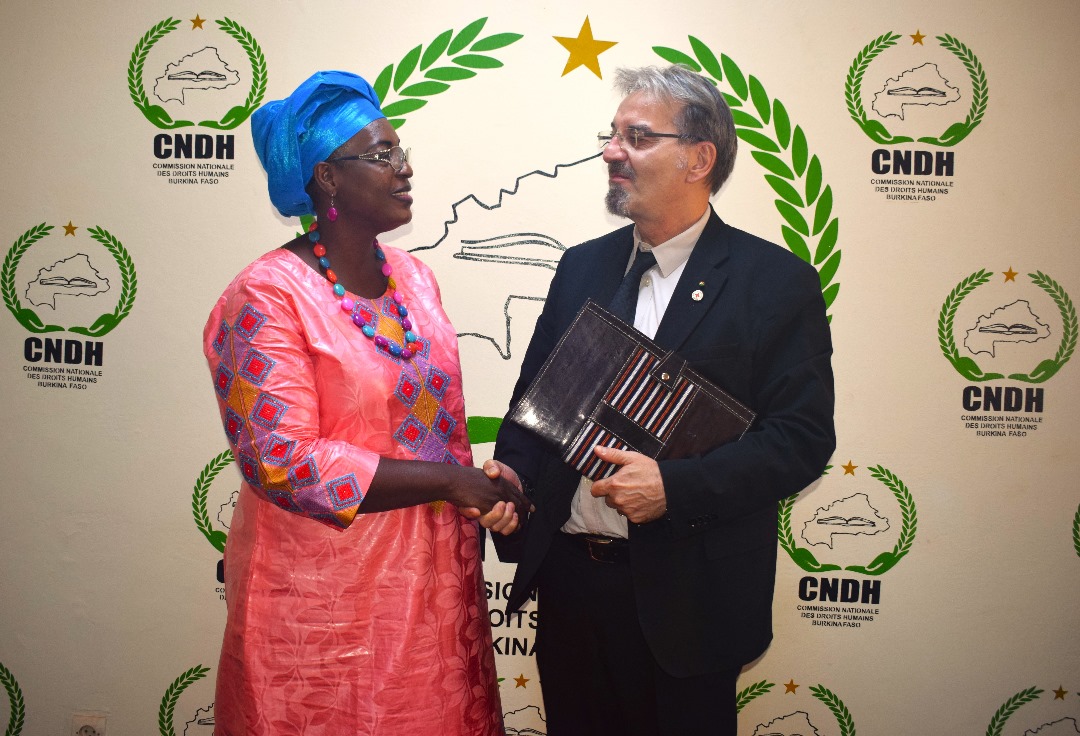 Collaboration CNDH-CICR : Le Chef de délégation du CICR en fin de mission fait ses adieux à la Présidente de la CNDH
